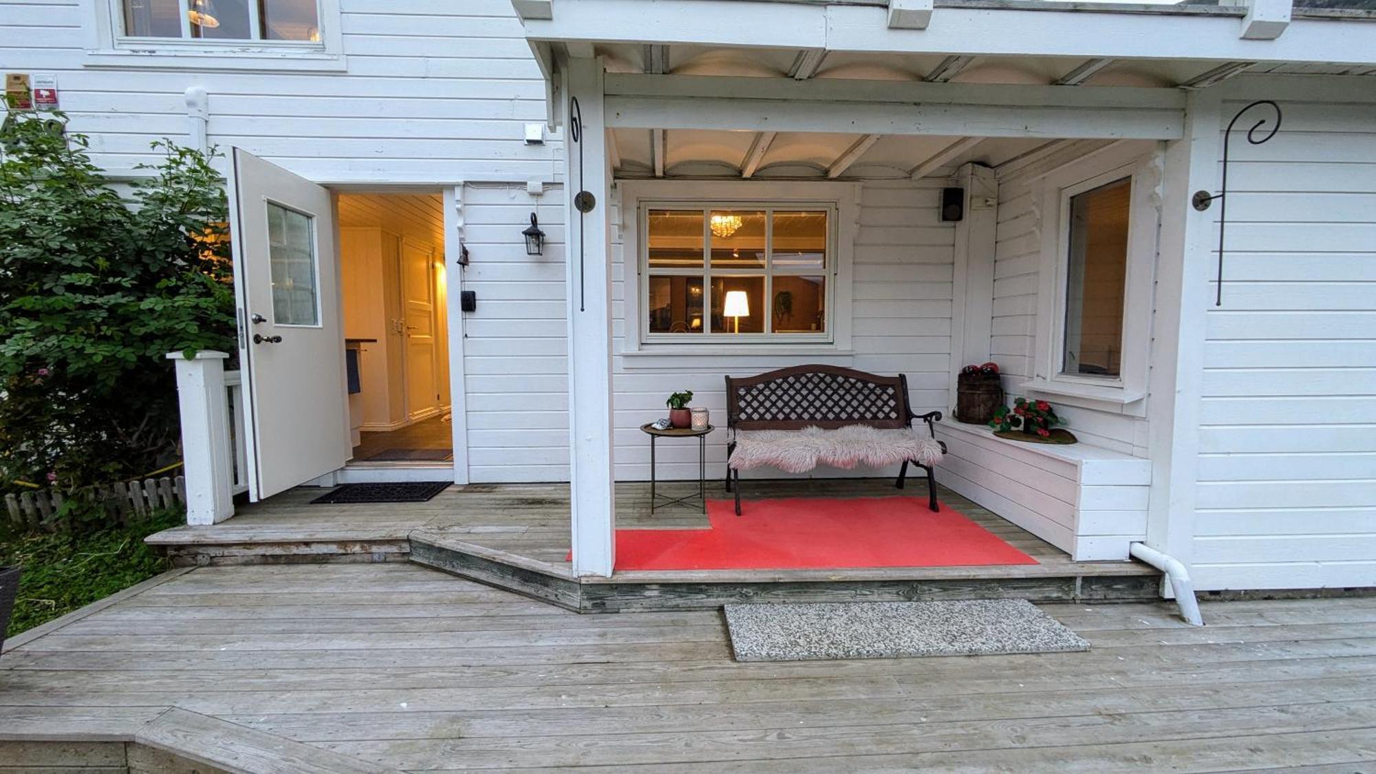 Exclusive And Cosy! Sea And Mountian View - Superfast Wifi, Washer And More Included Sortland Kültér fotó
